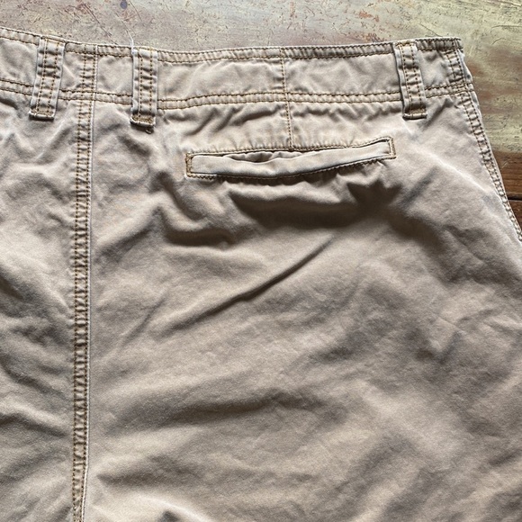 Faded Glory Khaki Shorts Size Waist 40 - Picture 6 of 8